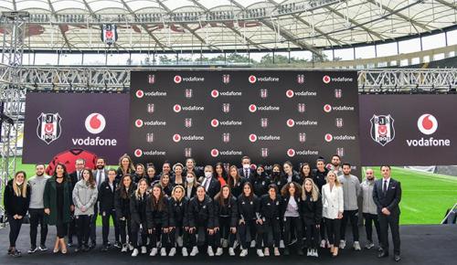 Vodafone, Beşiktaş bayan futbol takımının isim ve göğüs reklamı sponsoru oldu