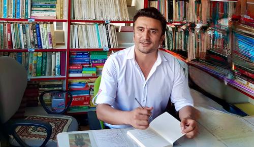 ROEN MEDREO: Gerçek yazar cesur olmalı