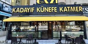 Çorlu’da Bir Şey Eksik!” dediler… İki Kuzenin Hayali, Gazi Künefe Baklava ile Gerçek Oldu: Tatlının Kalbi Artık Trakya’da Atıyor!