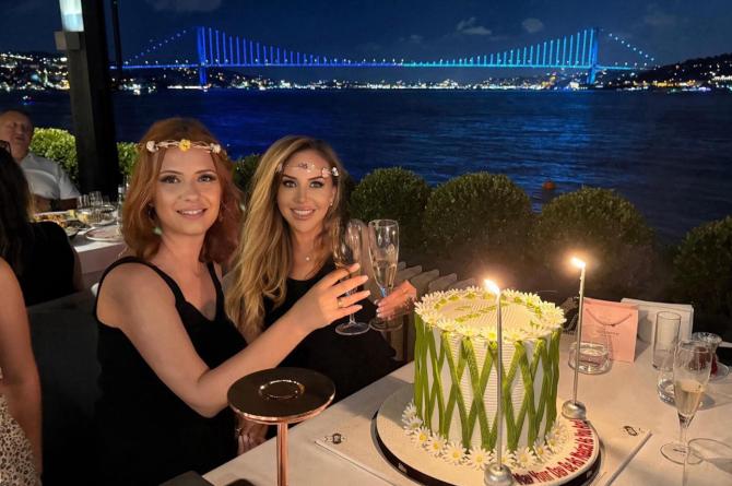 Sevgi Ataman ve Tesi Chaztzikampani’den ortak doğum günü