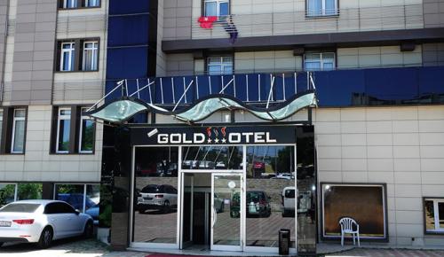 İstanbul’a Yarım Saatte Tatil: Kumburgaz Sahil Gold Otel Sezona Hızlı Girdi