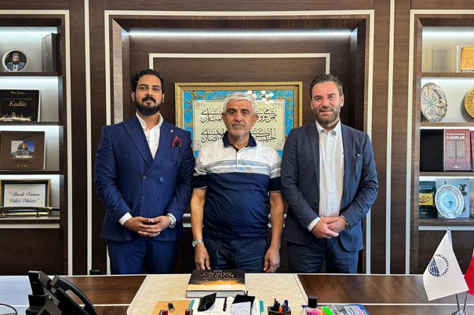 Pakistan-Türkiye Yatırım Konseyi’nden Yeni Dünya Vakfı’na Anlamlı Ziyaret