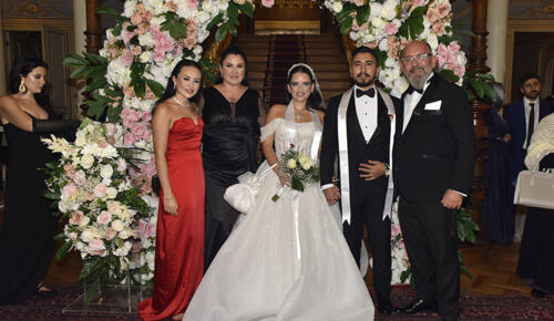 Levent Çekiç Kızını Görkemli Bir Törenle Evlendirdi!