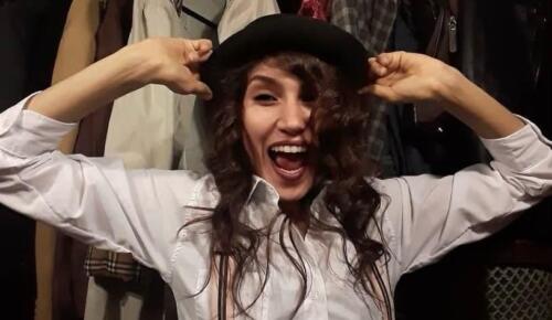 Neslihan Güneyan Reklam Setlerine Dönüyor