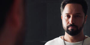 Kemal Alıç “Tövbeler Olsun” adlı şarkısıyla müzikal yolculuğuna hız kesmeden devam ediyor!