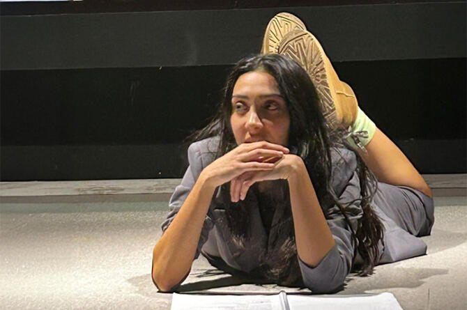 “İNSOMNİA – Uykusuz Bir Kadının Güncesi” Seyirciyle Buluşuyor