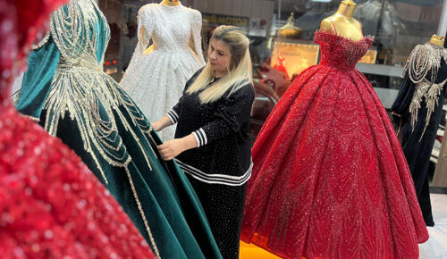 Gaziantep’te Zarafetin Yeni Adresi: Safir Moda-Nurşen Özkapı