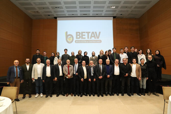 BETAV Vakfı’ndan bursiyer öğrencilere anlamlı iftar buluşması